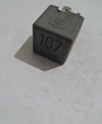 Volkswagen Golf III Other relay 191906383C V23134B55X216