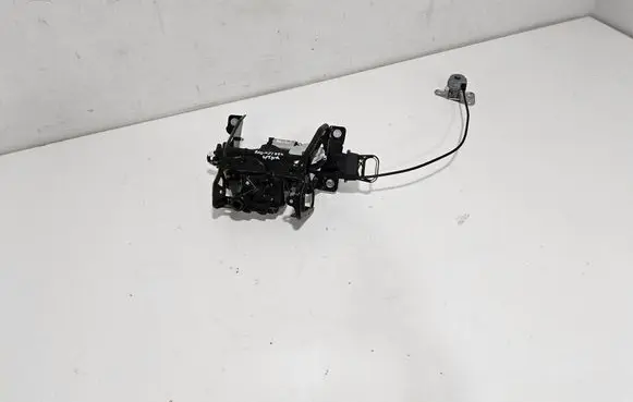 Chevrolet Corvette C8 Tailgate/trunk/boot lock/catch/latch 84987999 59200330AC 59200330