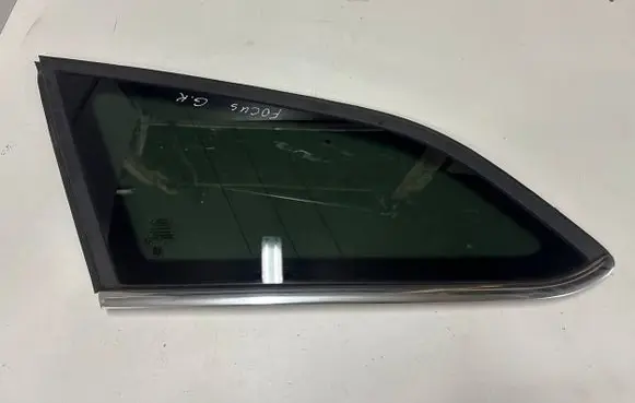 Ford Focus Rear side window 43R001604 BM51N297B01N DOT682AS3M5540
