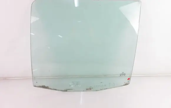 Volkswagen Golf III Rear door window glass 