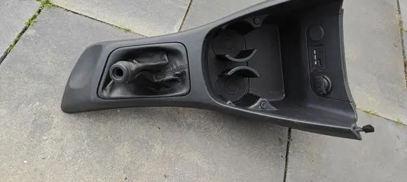 KIA Picanto Center console E846531Y100