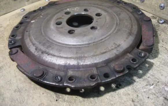 Skoda Octavia Mk1 (1U) Pressure plate SHAC3082308903