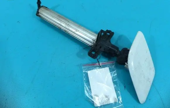 Renault Megane III Headlight washer spray nozzle 3071001533 IMPRK1037024