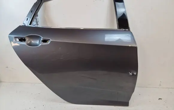 Honda Civic X Rear door 
