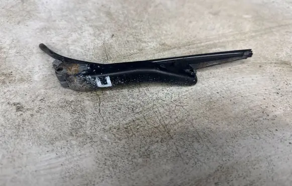 Volvo S80 Headlight wiper blade