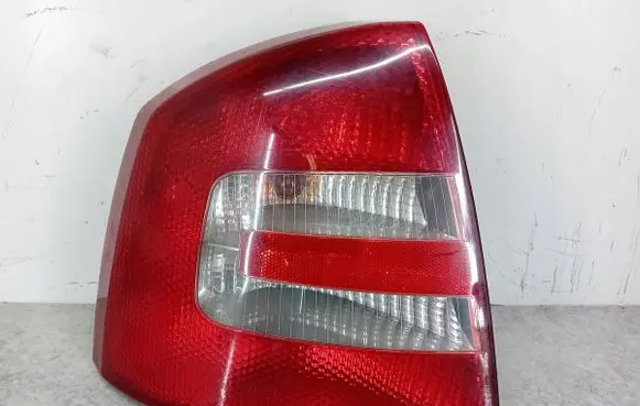 Skoda Octavia Mk2 (1Z) Rear/tail lights