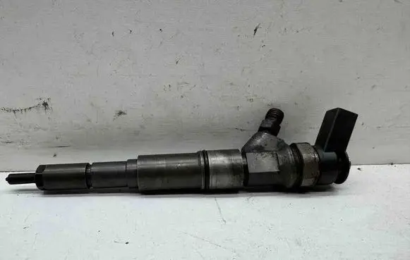 BMW 5 E60 E61 Fuel injector 0445110209 7794435
