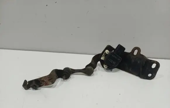 Toyota RAV 4 (XA40) Rear air suspension level height sensor 8940842010 A110433 3a3011