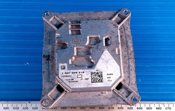Audi A4 S4 B8 8K Headlight ballast module Xenon 1307329218 10EEG080005
