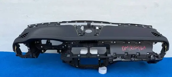 Mercedes-Benz X-class W470 Dashboard 681005XA1A