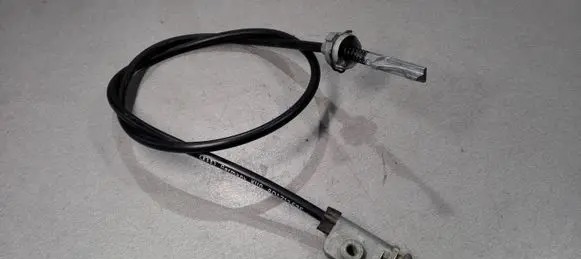 Volkswagen PASSAT B5.5 Gear shift cable linkage 8D1713575