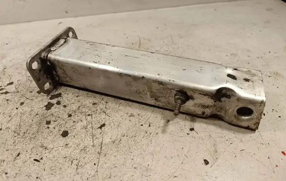 Audi SQ7 Radiator support slam panel bracket 4M0802037A 4723716
