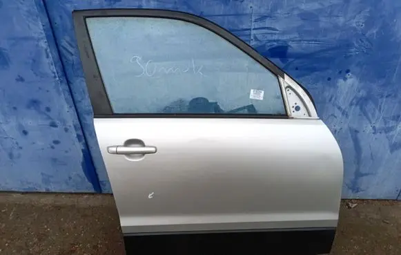 Suzuki Grand Vitara II Front door