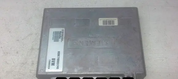 Renault Espace II Engine control unit/module HOM7700851740