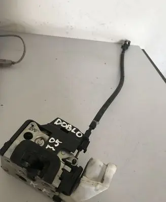 Fiat Doblo Front door lock 0051843471