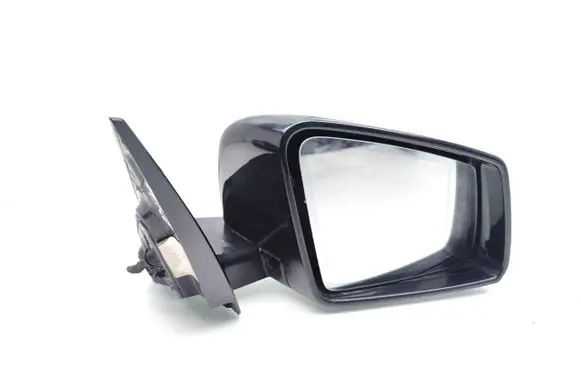 Mercedes-Benz E C207 W207 Front door electric wing mirror A2078105116