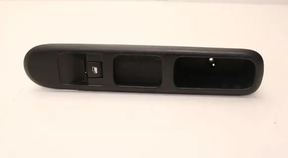 Peugeot 5008 Window control relay 