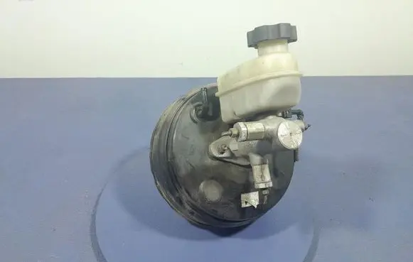 KIA Sorento Brake booster 591003E250