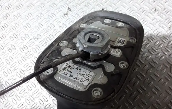 Volkswagen PASSAT B7 USA Aerial GPS antenna 3C0035507Q