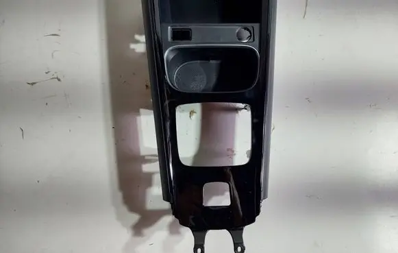 Mercedes-Benz B W247 Center console A2476807903