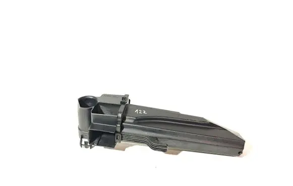 Peugeot 2008 I Intake resonator 9670851680
