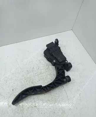 Audi A6 S6 C6 4F Accelerator throttle pedal 4F1723523A