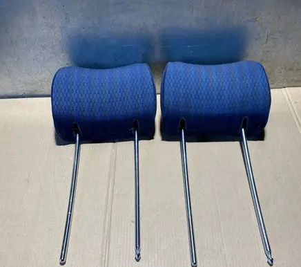 Mercedes-Benz E W124 Front seat headrest 