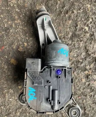 Ford Focus Wiper motor BM5117504AL