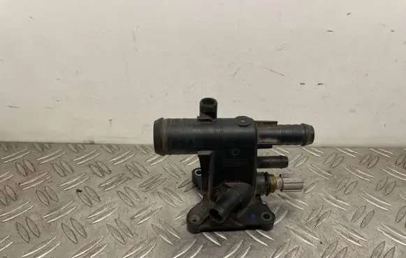 Lincoln MKZ II Thermostat/thermostat housing CJ5E8K556AB