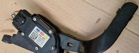 Hyundai ix35 Other interior part 32700-2S000
