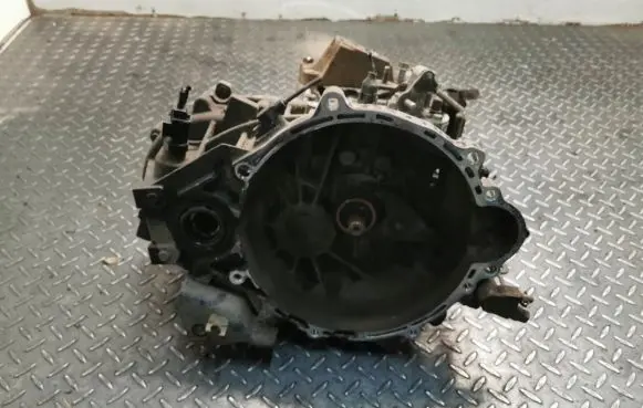 Hyundai ix35 Manual 6 speed gearbox WAJ6C