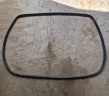 BMW 3 E90 E91 Seal rubber (tailgate) 51767147043 7147043