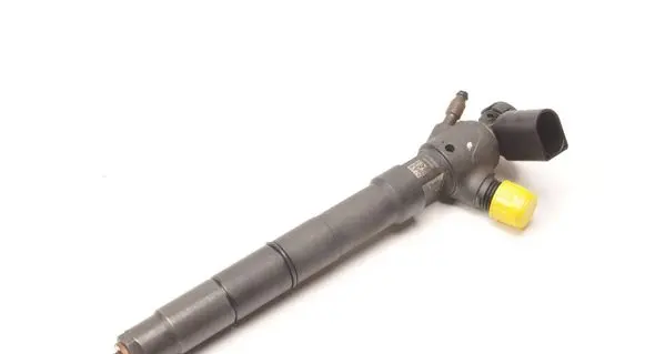 Seat Leon (5F) Fuel injector 28370681