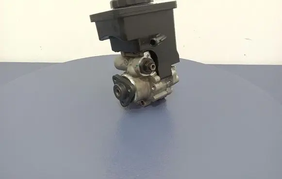 BMW 3 E46 Power steering pump PW680852
