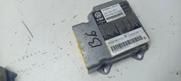 Volkswagen PASSAT B6 Airbag control unit/module 5N0959655J