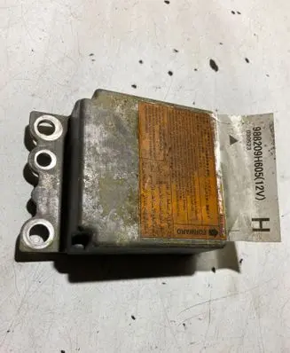 Nissan X-Trail T30 Airbag control unit/module 988209H60512V 030523