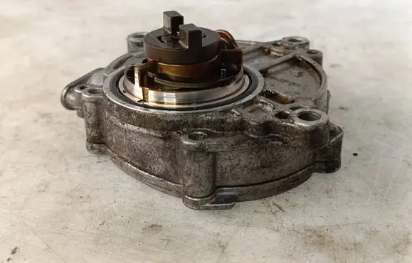 Vacuum pump