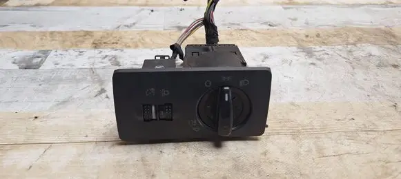 Skoda Fabia Mk1 (6Y) Light switch 6Y1941531 MR025004