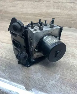 Opel Insignia A ABS Pump 13316697