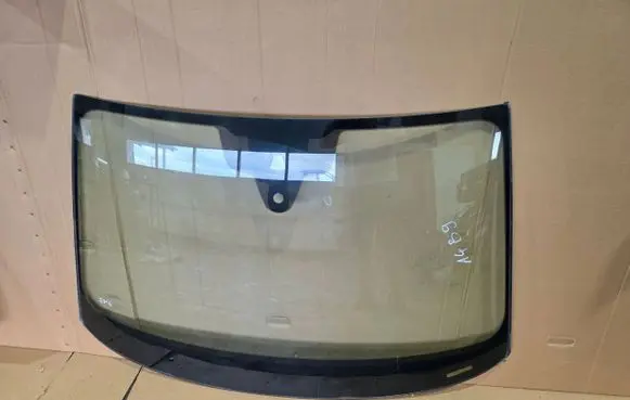 Audi A4 S4 B9 Sliding door window/glass 
