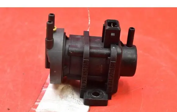 Opel Frontera B Vacuum valve 4534375