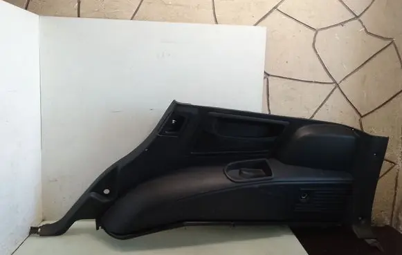 SsangYong Rexton I Trunk/boot lower side trim panel 