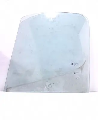 Opel Vivaro Front vent window/glass (coupe) AS2