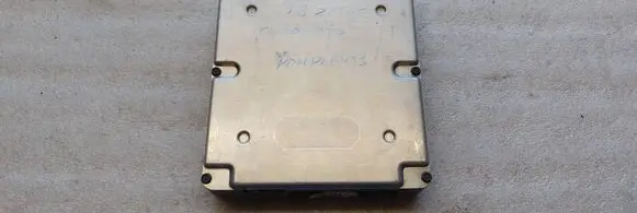 Ford Mondeo MK II Engine control unit/module 96BB12A650HD