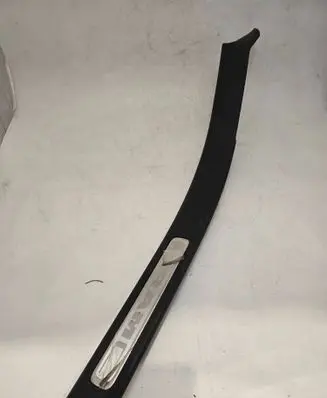 Ram 1500 Rear sill trim cover 6WC72TRMAA