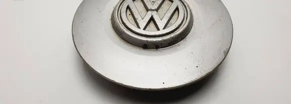 Volkswagen Golf III Original wheel cap 1H0601149B 1H0601151B
