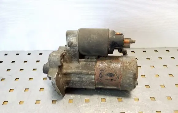 Nissan Note (E11) Starter motor M000T87881