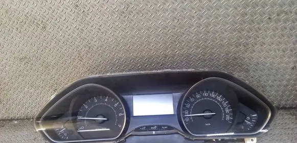 Peugeot 208 I Speedometer (instrument cluster) 981384878000