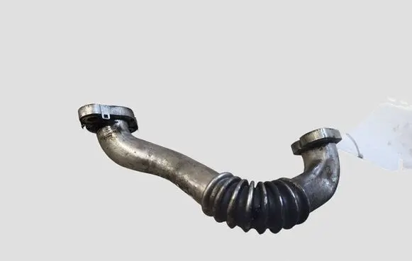 Volkswagen PASSAT B7 EGR valve line/pipe/hose 03P131521A