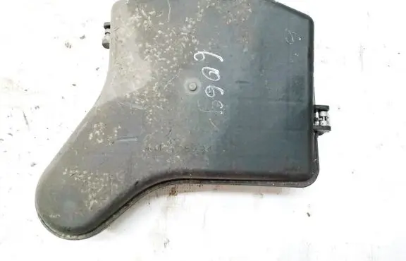 Mitsubishi Outlander Intake resonator mn135294